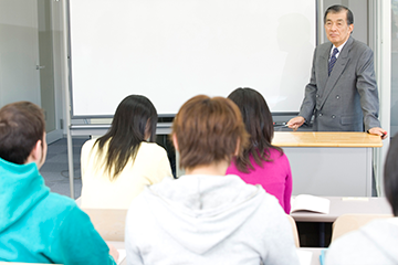 担当教師の選抜